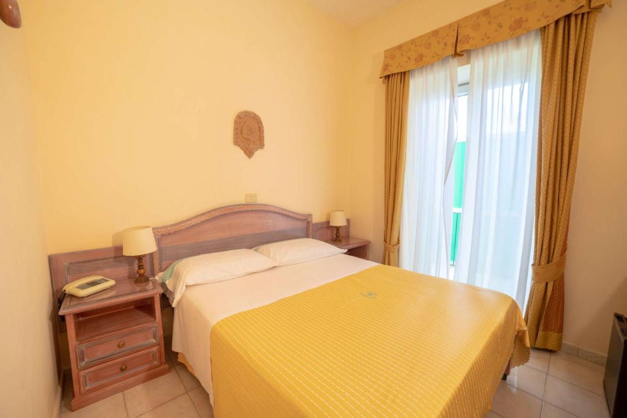 Hotel Royal Terme Ischia Kültér fotó